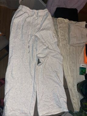 Woman’s Light Gray Lounge Sweatpants with Drawstring Waist